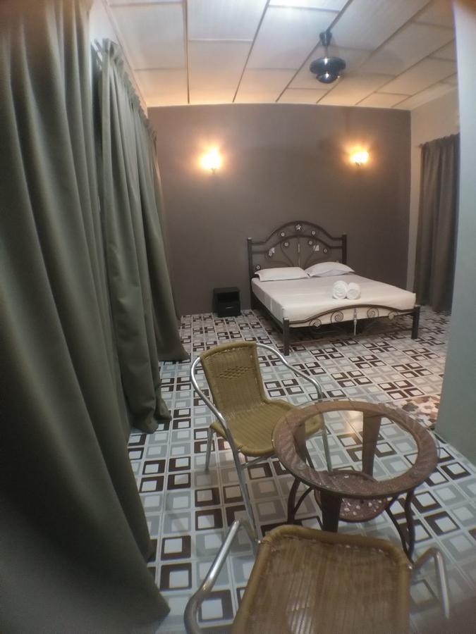 Hana Guesthouse Kuala Tahan Eksteriør bilde
